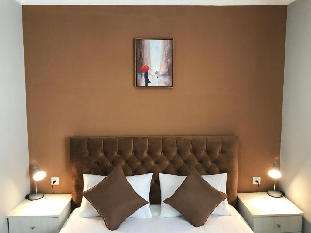Geo Hotel Tbilisi Esterno foto